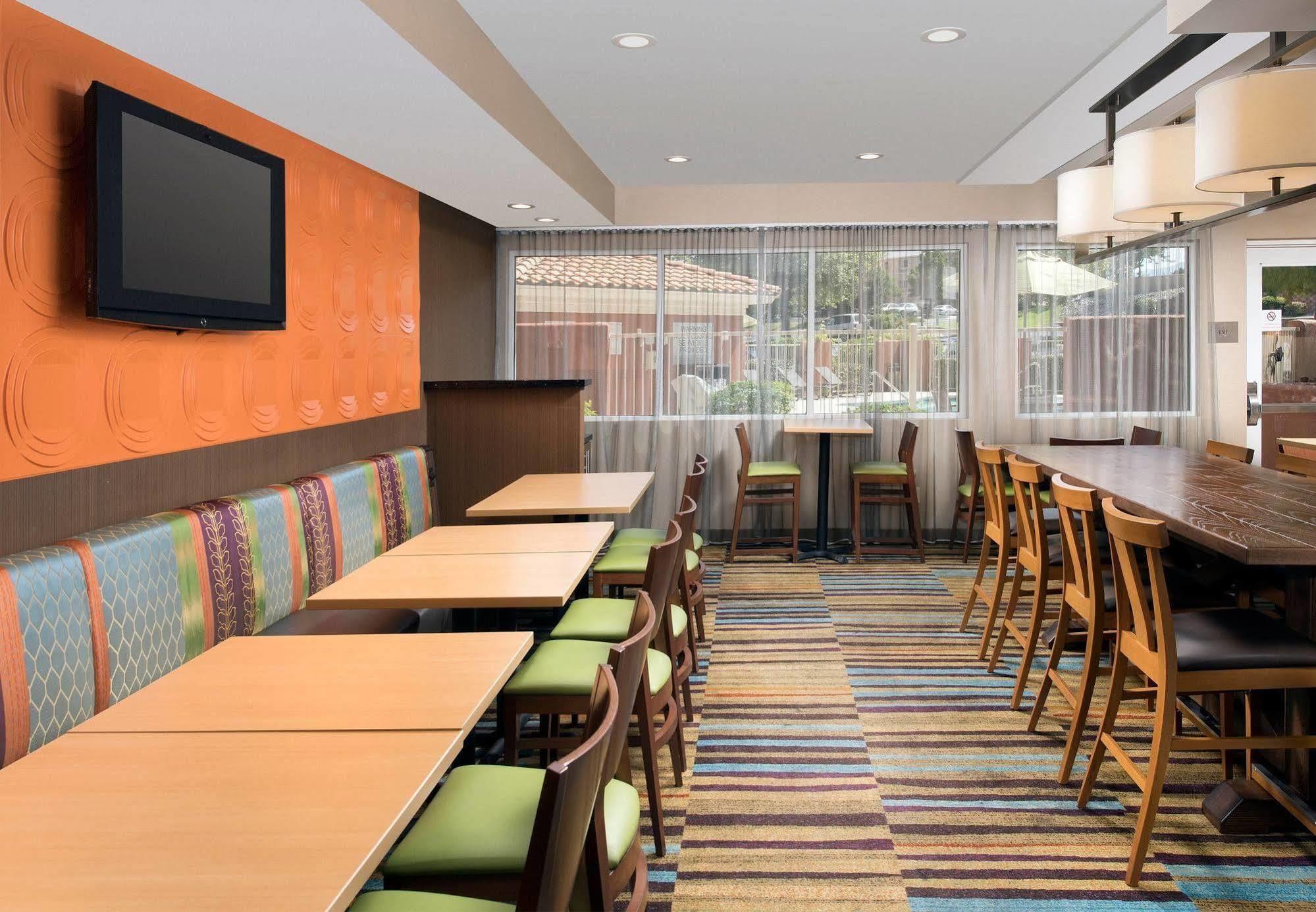 Fairfield Inn & Suites By Marriott Albuquerque Airport Экстерьер фото